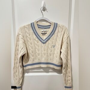 Aritzia Tna Cable Knit V-Neck Sweater - Cream and Blue